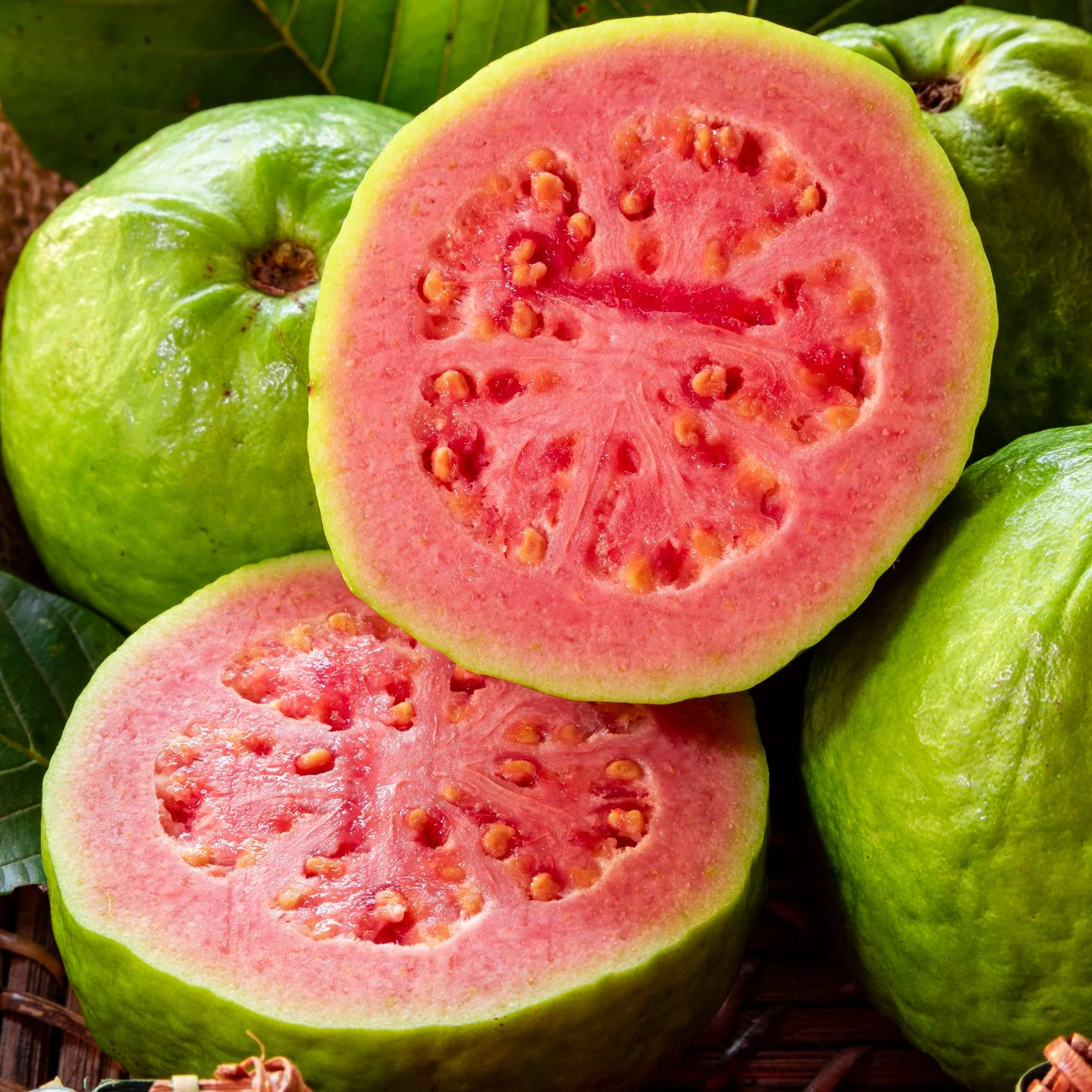 Hawaiian Guava Seeds – Sweet & Tropical Fruit for Planting