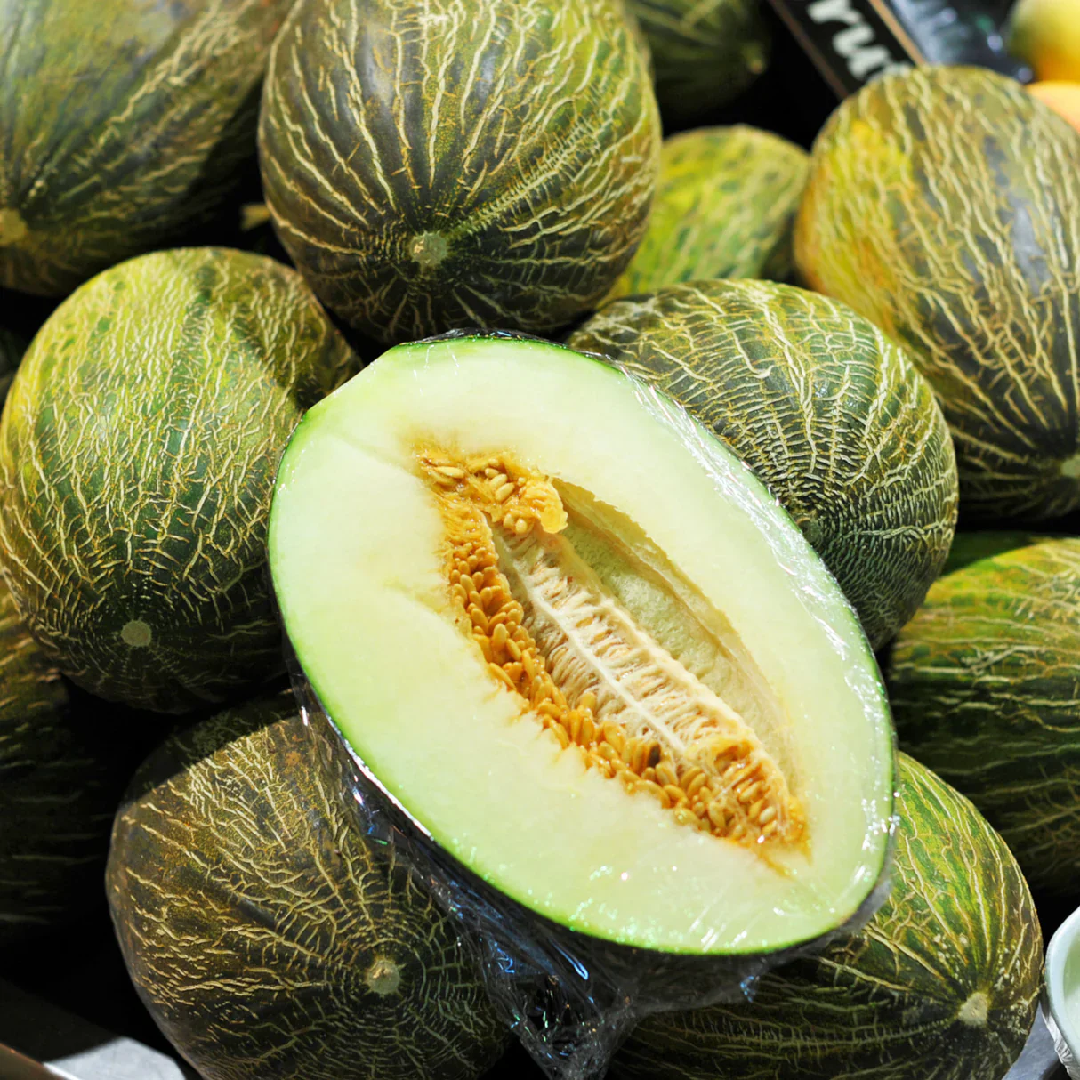 Piel de Sapo Melon (Santa Claus / Christmas Melon) – Green Yellow Fruit Seeds - Image 3